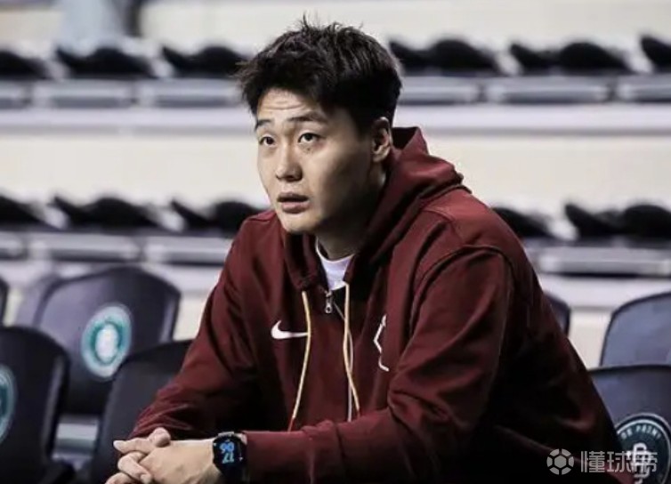许利民：赵睿的拉伤是新伤将缺席两周，雷蒙很快会伤愈复出